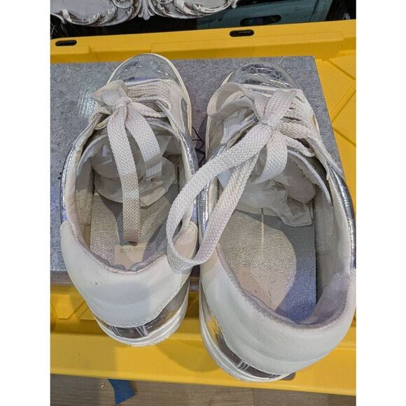 Dolce Vita Zayn 360 Silver Crackle Sneakers! - Picture 8 of 10